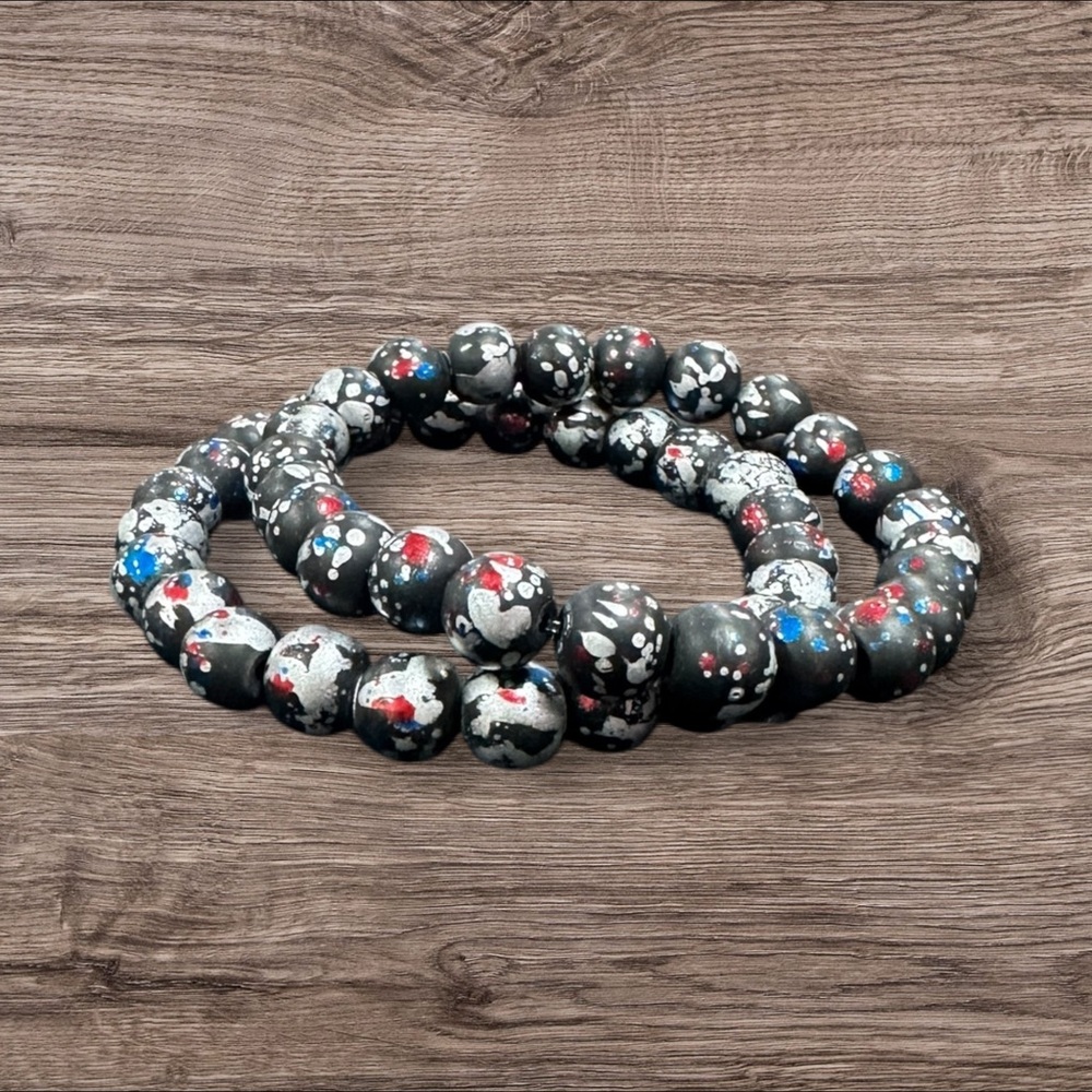 Chic Black and Silver Beaded Bracelet